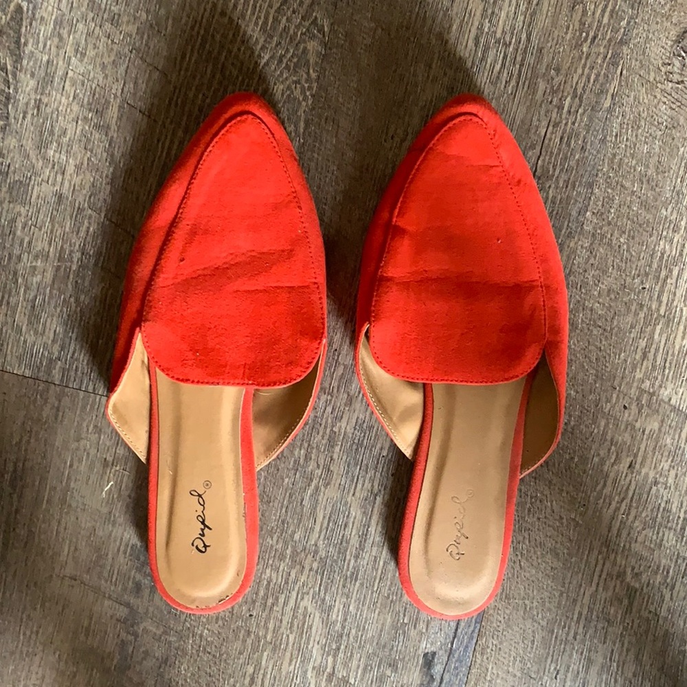 Red mule flats